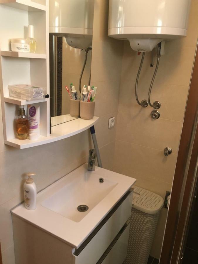 Apartman Petra 1 Vir Eksteriør billede